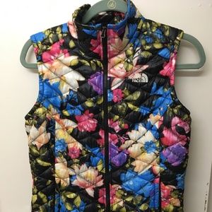 The North Face Thermoball Vest Size S